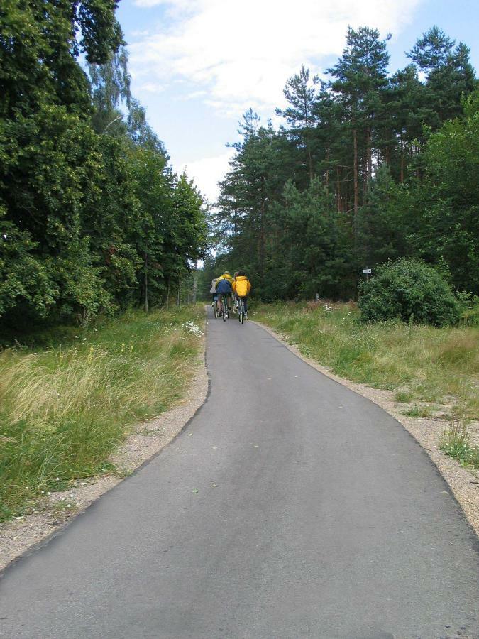 Villa Jura Pokoje Goscinne Zarki Exteriör bild