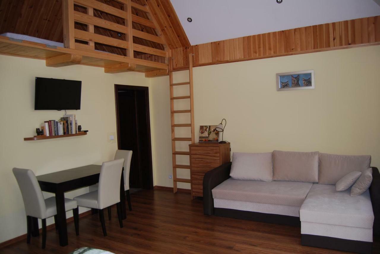 Villa Jura Pokoje Goscinne Zarki Exteriör bild